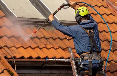 Démoussage et hydrofuge de toiture à Verricourt
